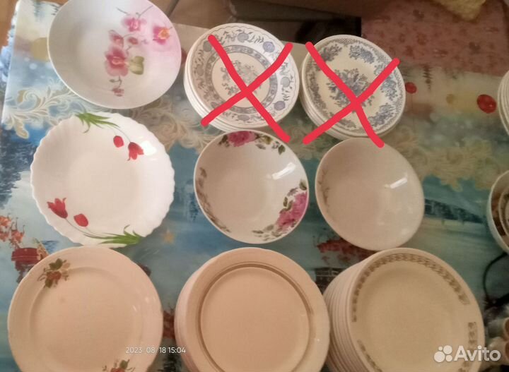 Тарелки разные