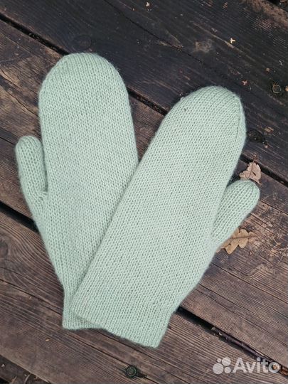 Варежки вязаные ручной работы