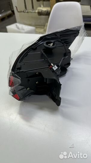 Фара задняя левая Geely Monjaro KX11