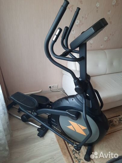 Эллиптический тренажер Spirit XE326