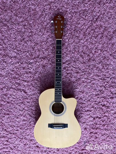 Акустическая гитара