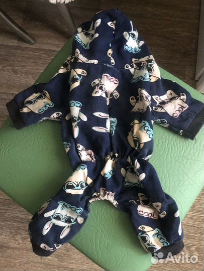 Одежда для маленькой собачки