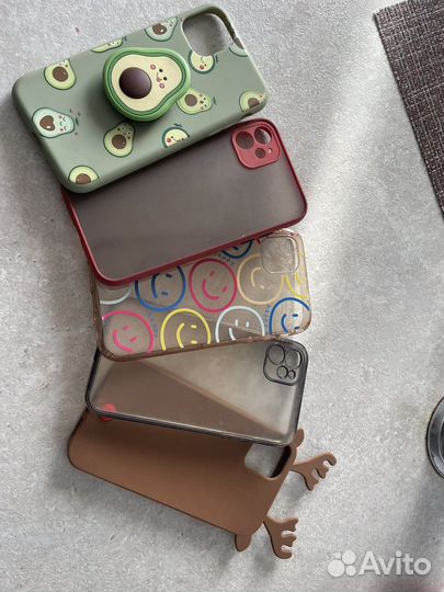 Чехлы на телефон iPhone 11