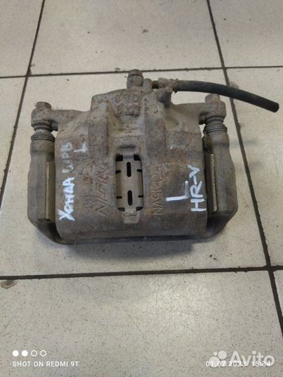 Суппорт тормозной передний левый Honda Hr-V