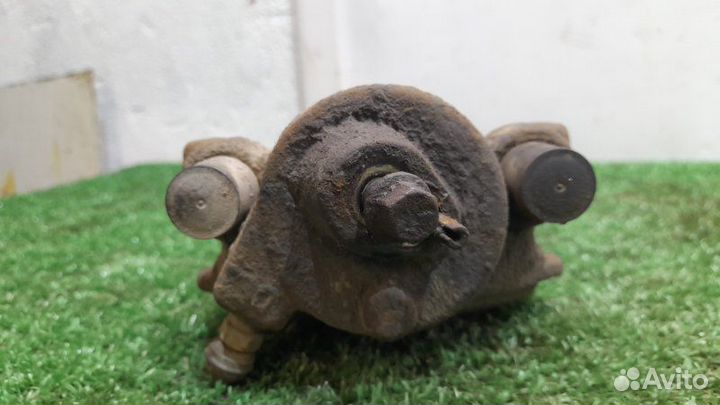 Суппорт передний правый Audi A3 8P 1.6 BSE (102