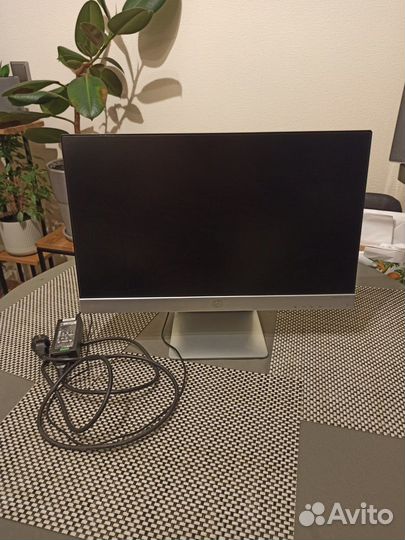 Монитор HP 23