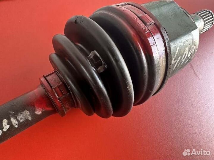 Привод передний правый Mitsubishi Colt Z21A 4A90