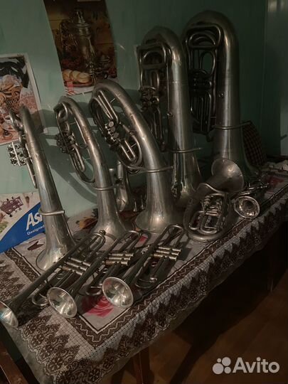 Духовые музыкальные инструменты и барабаны