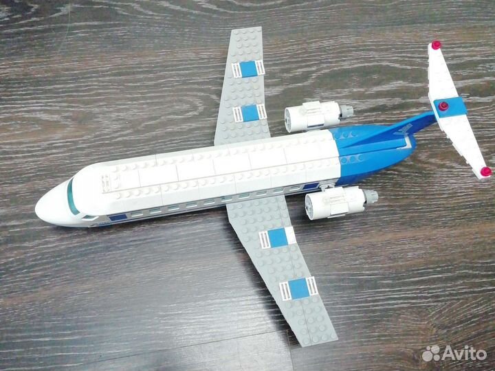 Lego city самолёт 3181