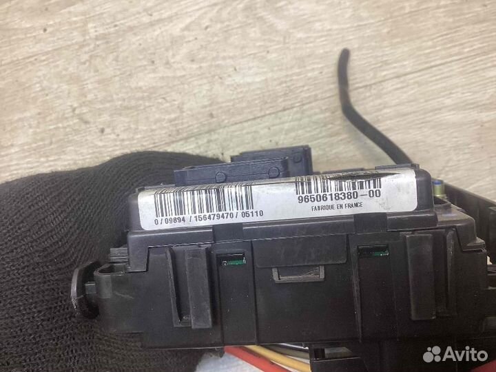 Блок предохранителей Citroen Xsara Picasso