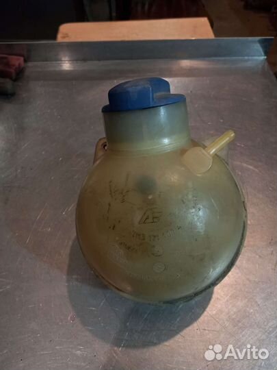 Расширительный бачок VW Sharan