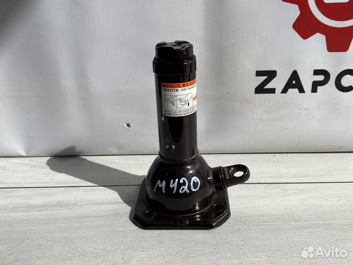 Lexus Lx570 Домкрат