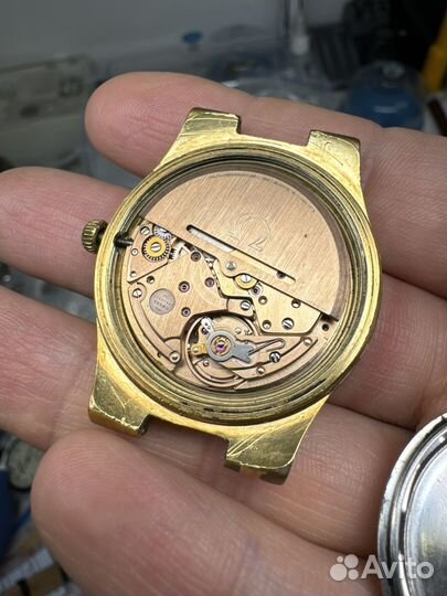 Наручные часы Omega