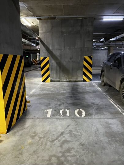 Машиноместо, 13 м²