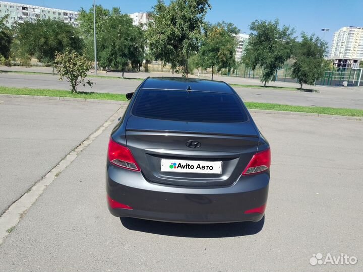 Hyundai Solaris 1.4 AT, 2016, 316 000 км