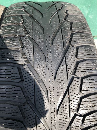Nokian Tyres Hakkapeliitta R2 SUV 285/60 R18 116R