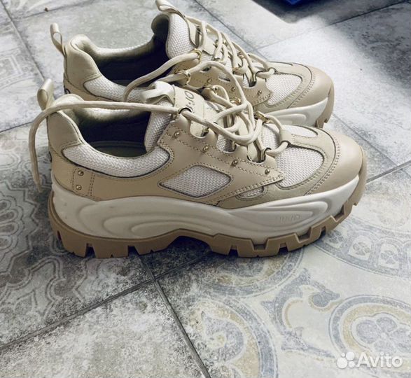 Кроссовки женские liu jo 39