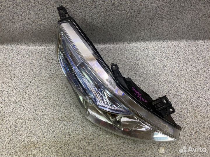 Фара правая Nissan Teana J32 2008