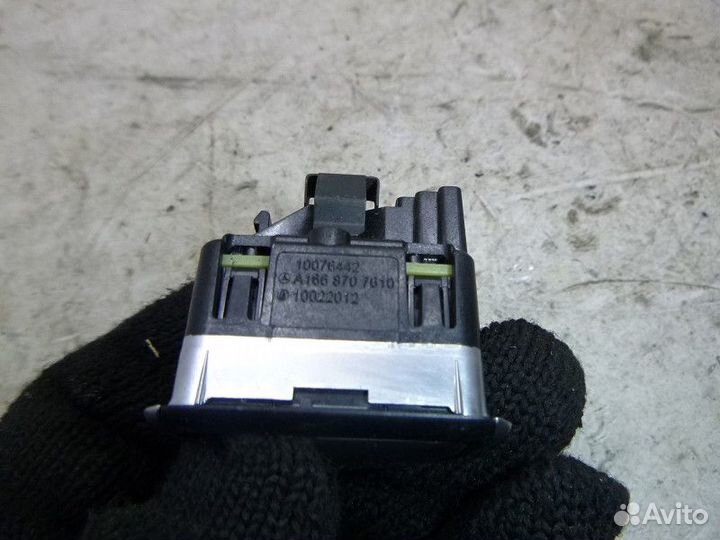 Кнопка открывания багажника mercedes benz GL-class