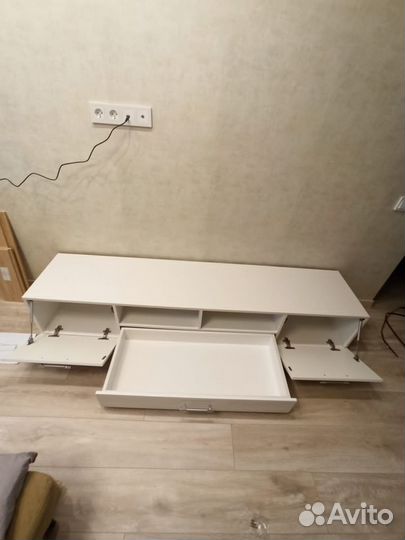 Тумба под Тв