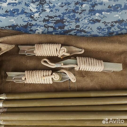 Армейская антенна Бевереджа в укладке