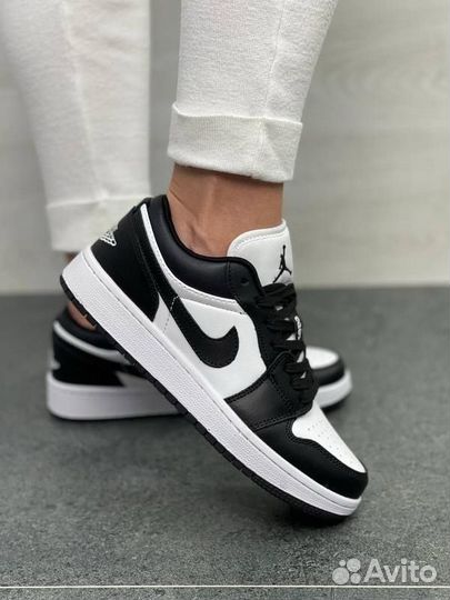 Nike AIR jordan 1 LOW