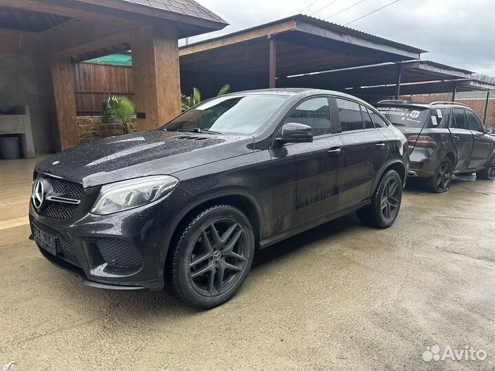 В разборе mercedes 292 GLE coupe