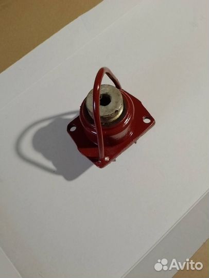 Блок ролик монтажный. имеется 1 шт