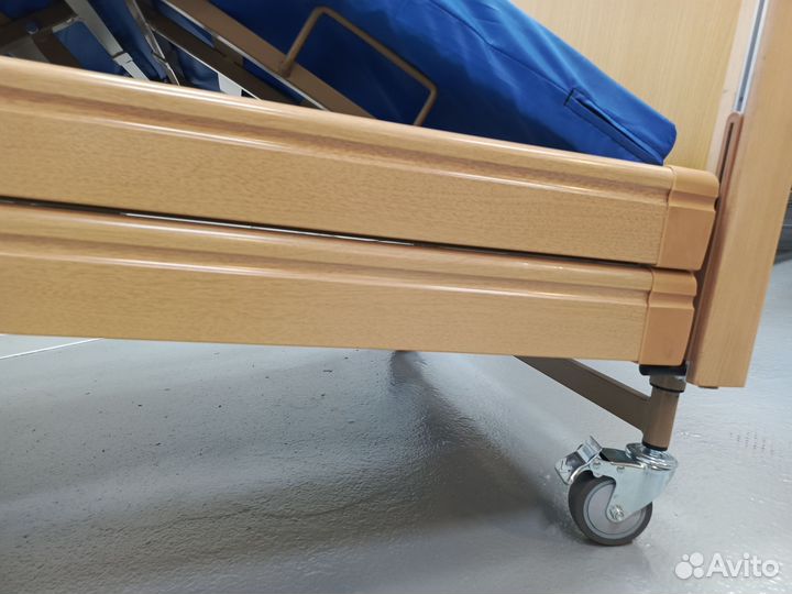 Кровать медицинская для лежачих больных
