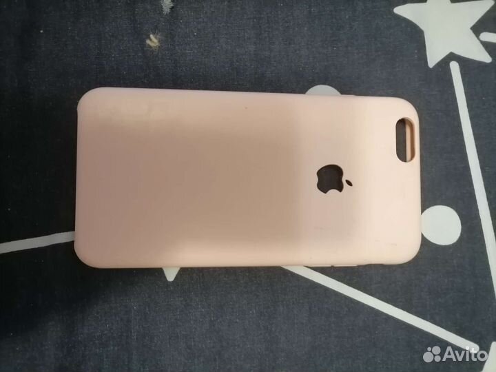 Чехлы на телефон