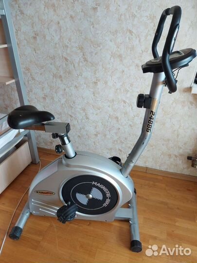 Вертикальный велотренажер Stingray ST-2488