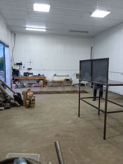 Гараж, > 30 м²