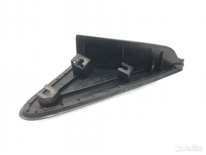 Накладка крыла левая Chevrolet Cruze седан 1.6