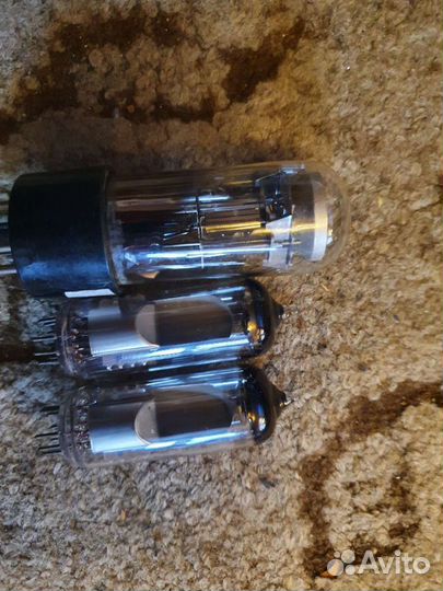 Радиолампы 2с4с 6с4с 5ц3с, 6н8с мэлз, 6е5с, гк71