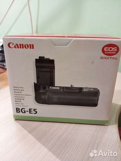 Батарейный блок Canon BG-E5