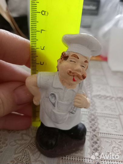 Статуэтка повар