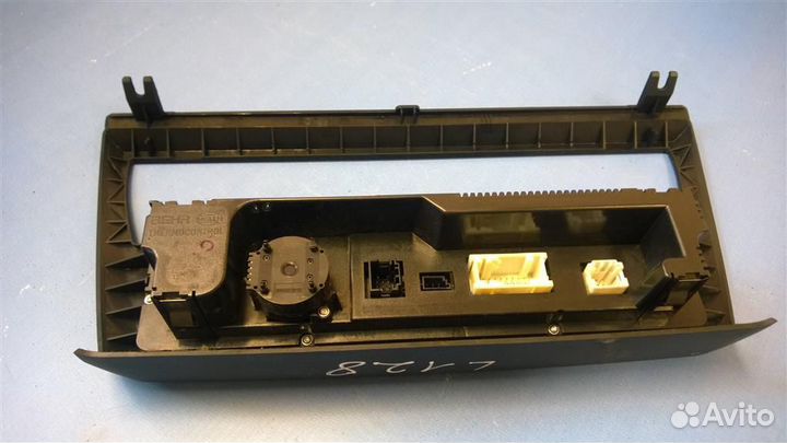 Блок управления климата BMW X3 E83