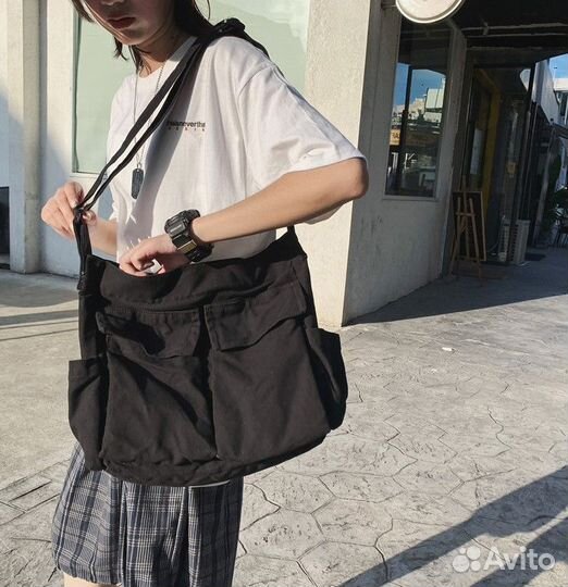 Tsuno canvas messenger bag