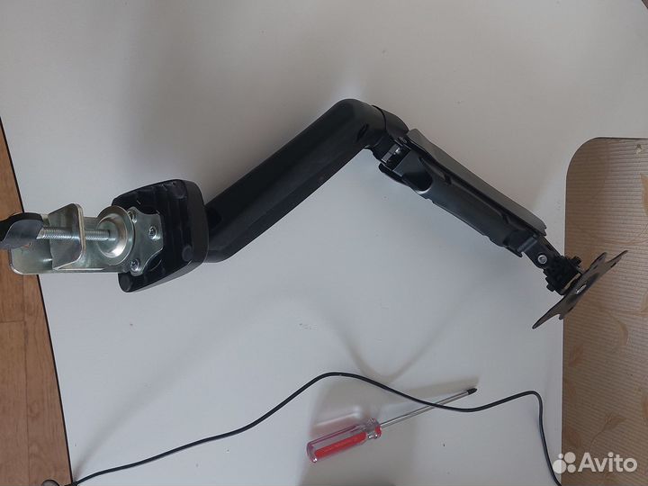 Кронштейн для монитора onkron g80