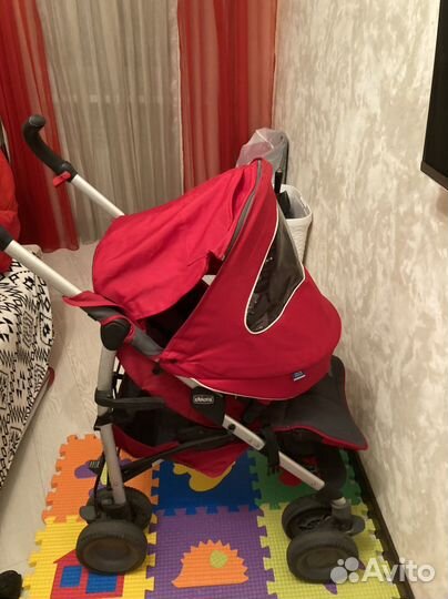 Прогулочная коляска