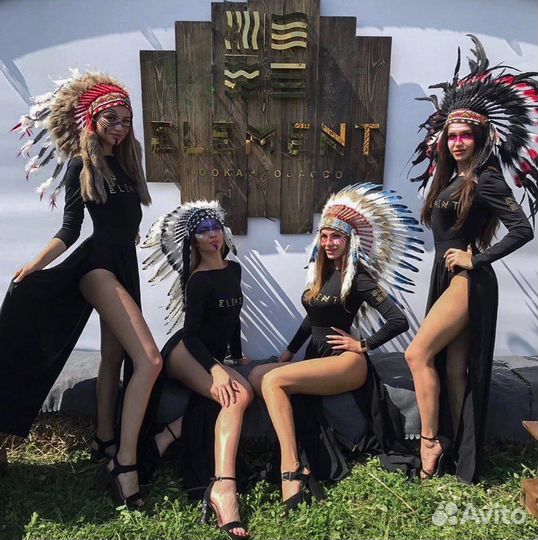 Красивый персонал на мероприятие