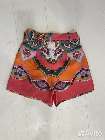 Продам шорты с ярким принтом xs