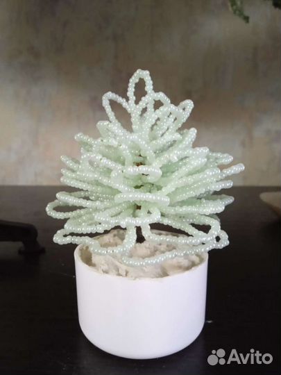 Елочки ручной работы, бисер