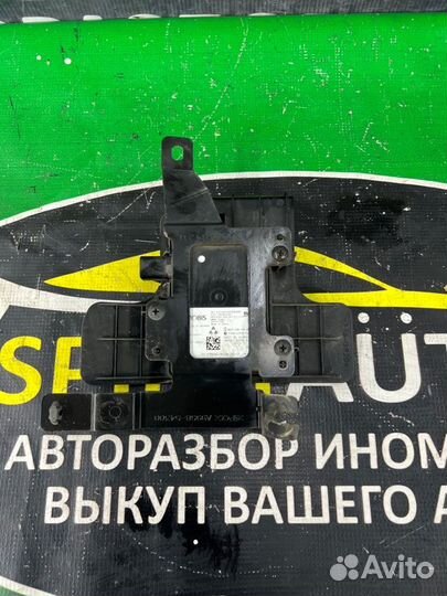 Датчик слепых зон левый Kia Carnival 3 2014-2020