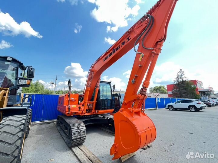Гусеничный экскаватор Lonking CDM6135, 2023