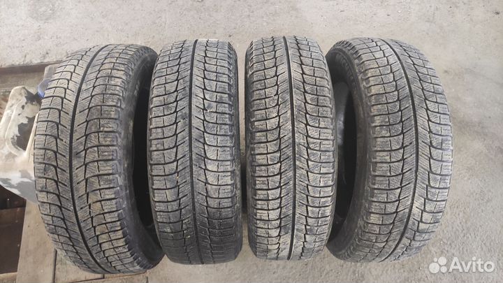 Michelin X-Ice 3 205/60 R16