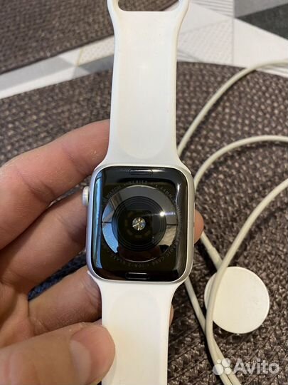 Apple Watch Series 4 44mm 88%акб