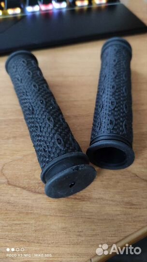 Грипсы для велосипеда