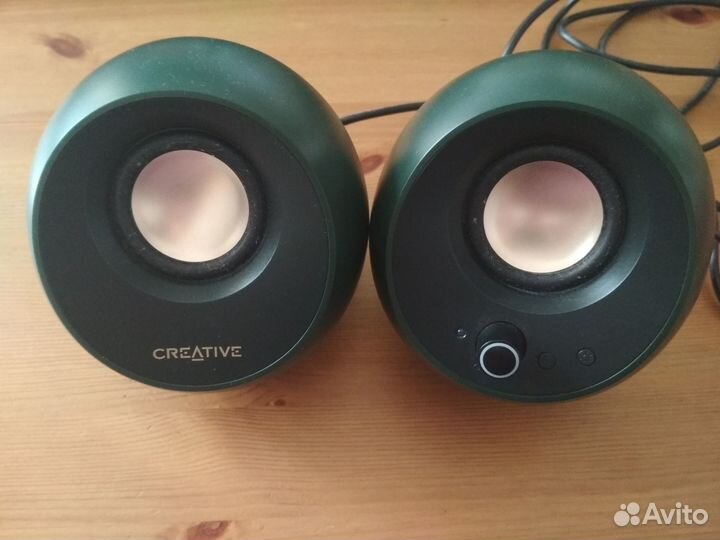 Настольные колонки (стерео) Creative Pebble Pro