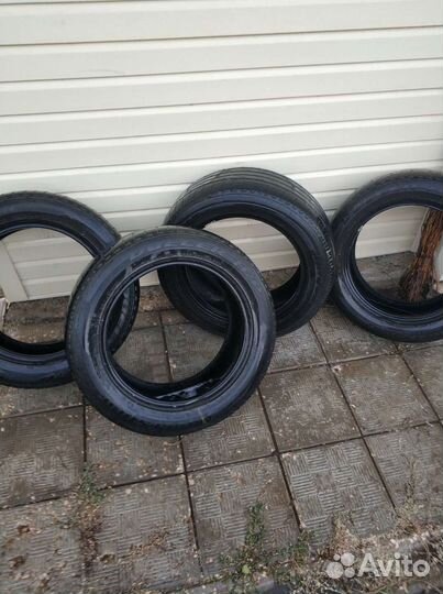 Bridgestone Dueler H/P 235/55 R17 90F